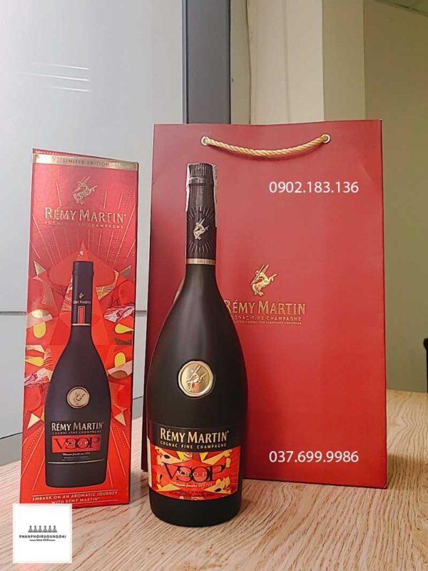 Ảnh thực tế Rượu Remy Martin VSOP hộp quà tết 2023 