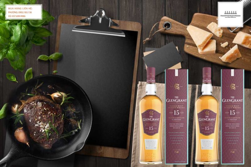 Thưởng thức rượu Glen Grant 15 năm Thưởng thức Rượu Glen Grant 15 năm bên gia đình và bạn bè