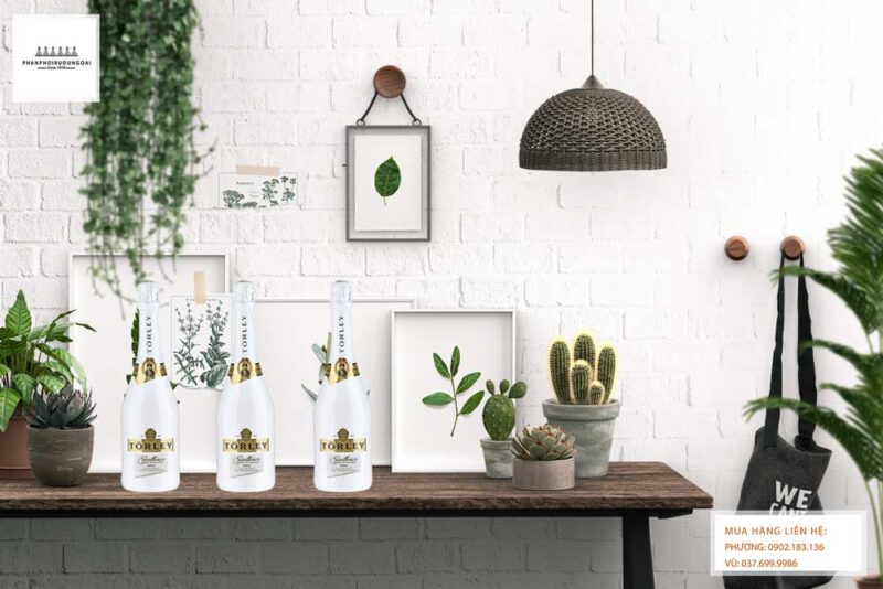 Ảnh Rượu Vang Nổ Torley trắng dành cho đám cưới và các bữa tiệc ngọt