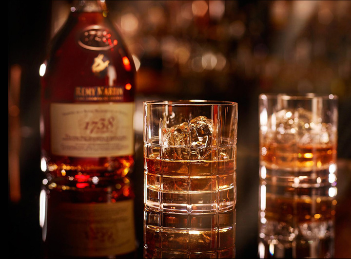 Thưởng thức Remy Martin 1738
