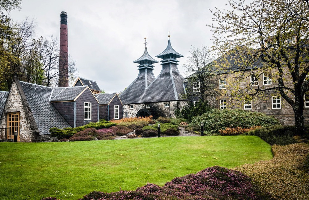 Căn nhà truyền thống thương hiệu Chivas Regal