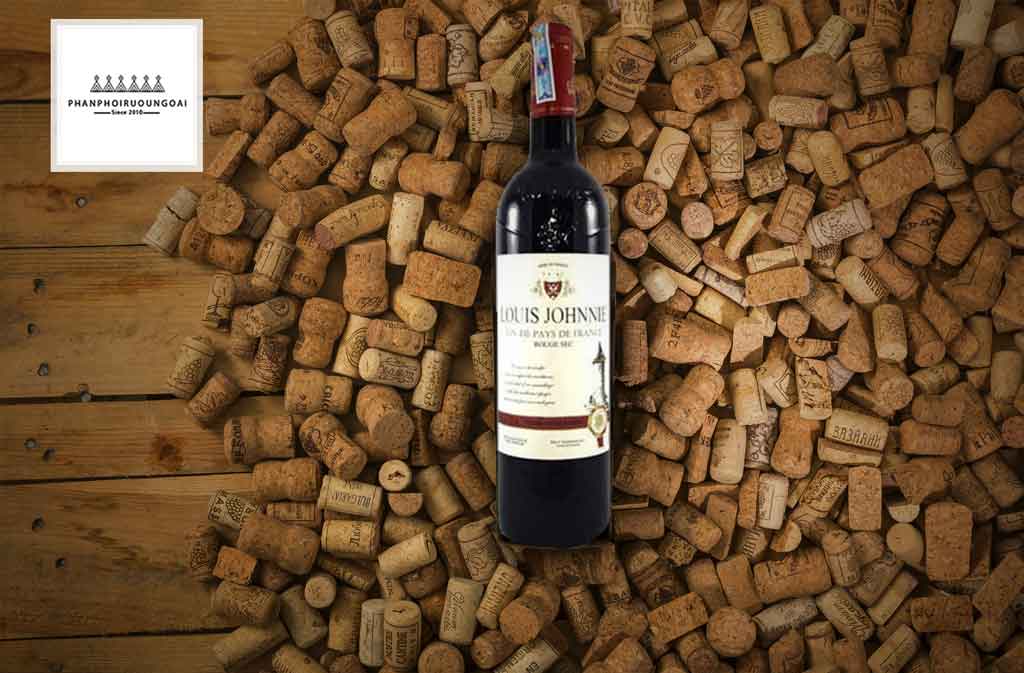 Rượu vang Pháp giá rẻ nhất Louis Johnnie