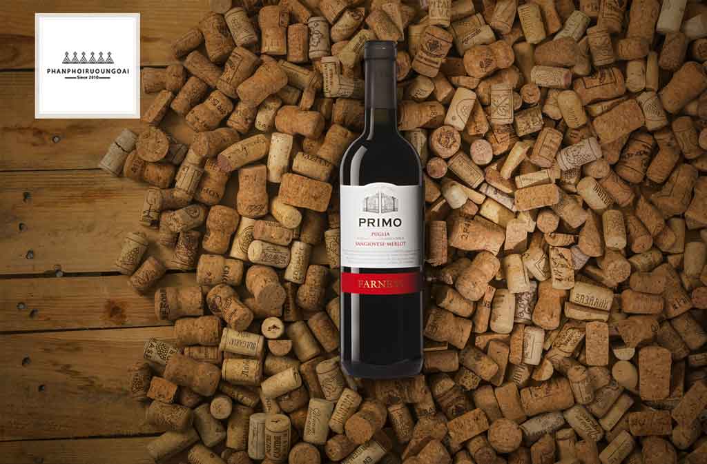 Rượu vang Ý giá rẻ Primo Puglia và nút chai 
